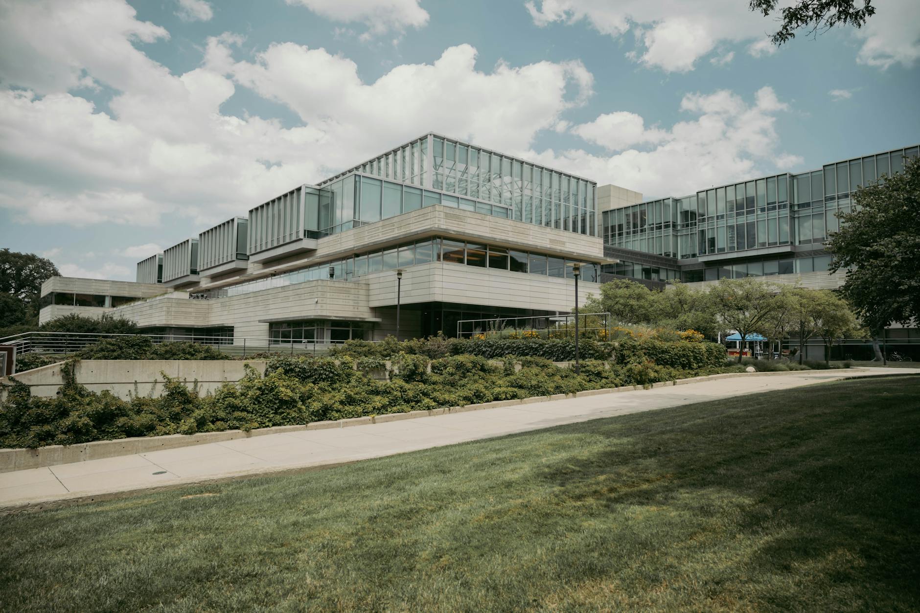 Southwestern Illinois College Belleville — Asbestos Exposure