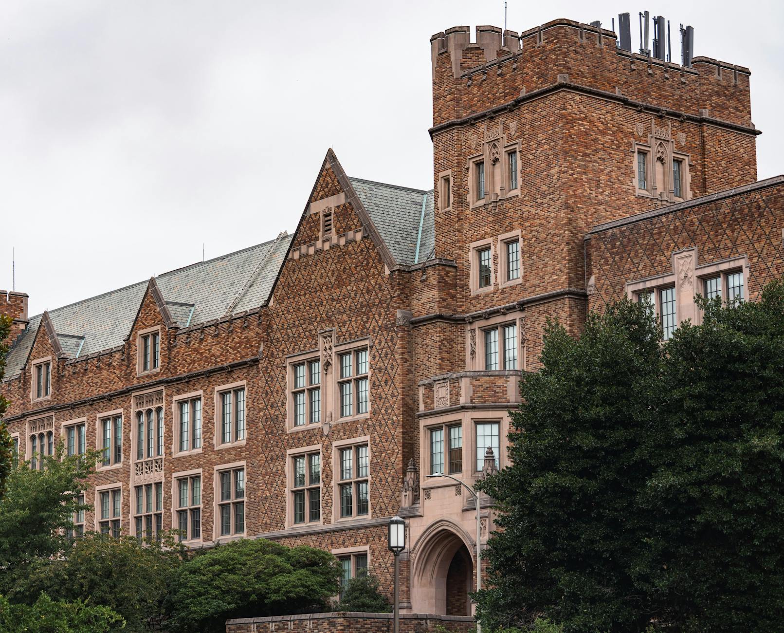Asbestos Exposure at St. Elizabeth's Hospital in Belleville, Illinois: What Workers, Families, and Former Employees Need to Know